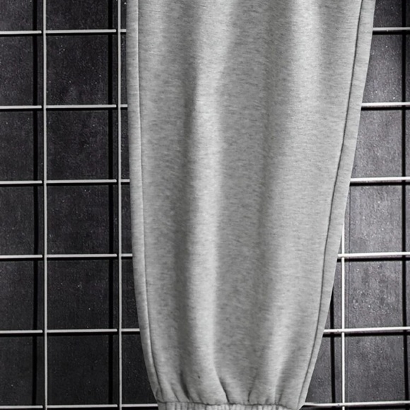 Loose Fit Men's Baggy Sweatpants - Picture 5 of 6